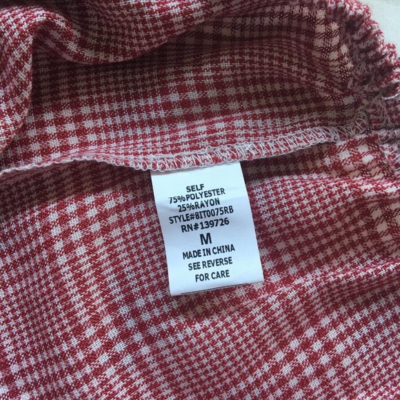 Red Gingham Plaid Crop Top - Picture 5 of 5